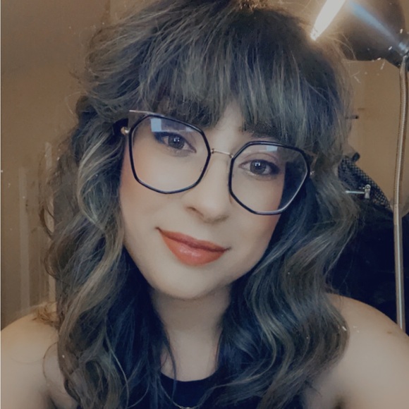 Meet your Posher, Irena sky - Picture 1 of 1